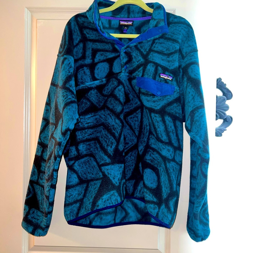 Men’s Patagonia Pull Over Size Large